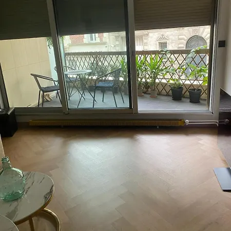 Trocadero Apartment Paris